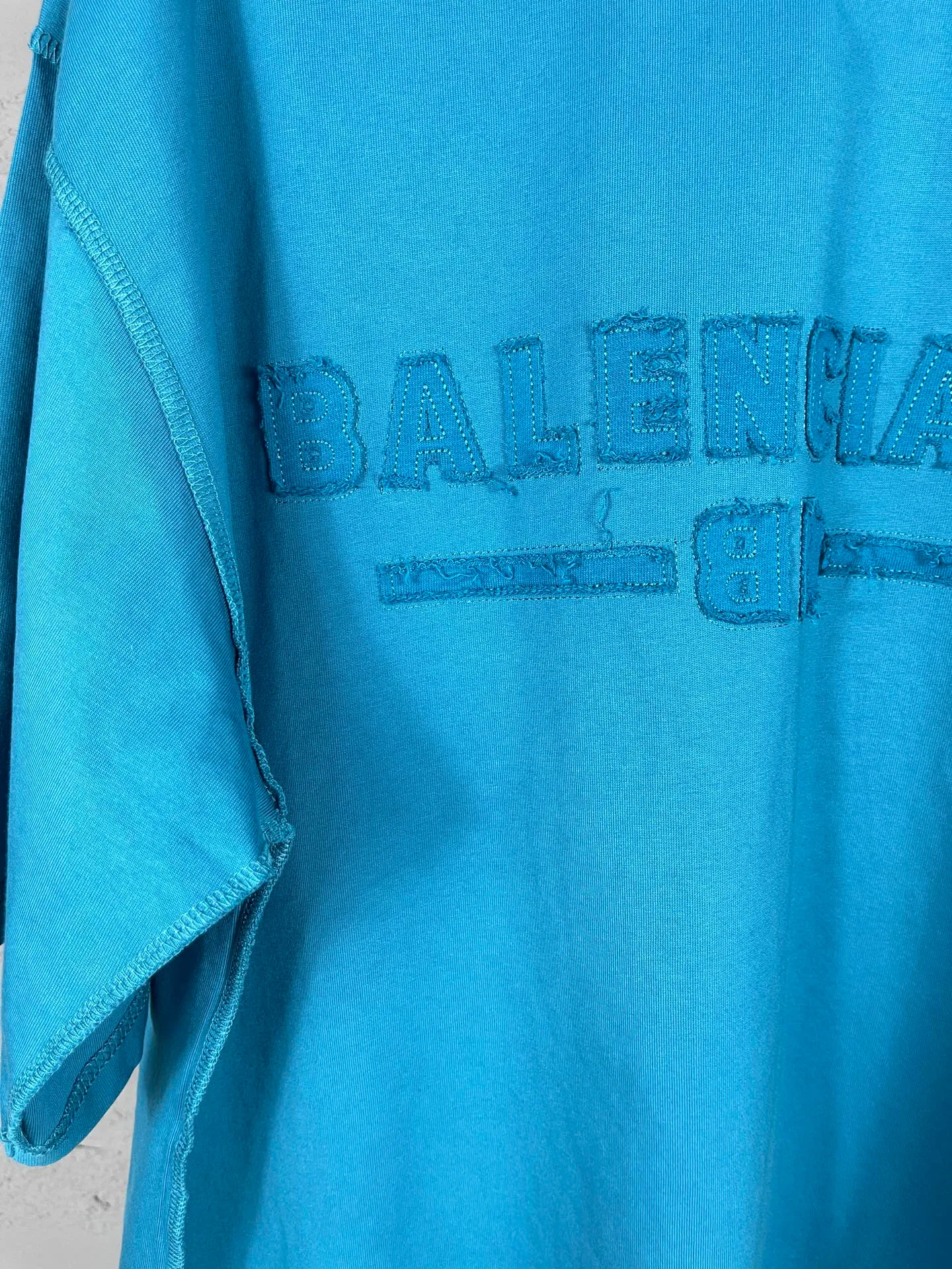 【 . Quality】BALENCI*GA/ #2025New Arrival LOGO T ， ， ， ZP 、 260 ， . ， 。 。Classic LOGO 。 。 , OS . Same Style ：BL 253639 ： ， ，Green Size：XS S M L
